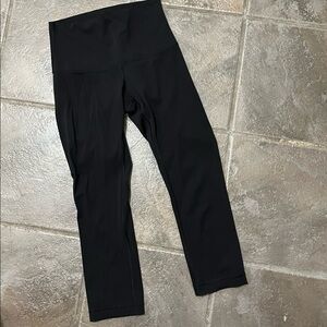 Lululemon size 6